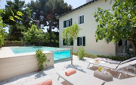 Glyfada Villa 6Br 16Ppl Private Pool 300M To Beach